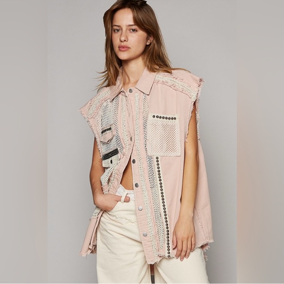 P22. NEW POL Boho Pink Sleeveless Vest Jacket Oversized  Stud Detail NEW Item - Picture 2 of 6
